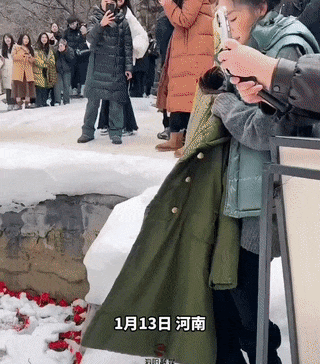 腾讯分分彩：她不装不端的样子太美了，一开年就杀疯