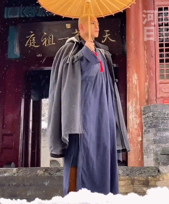 腾讯分分彩：她不装不端的样子太美了，一开年就杀疯